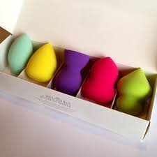 Beauty Blender Dupe Alert These Amazing Makeup Sponges Are Called De Prettilicious Sear Maquillaje De Kylie Esponja De Maquillaje Maquillaje De Ojos Ahumados