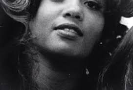 Holland Andrews: Onè