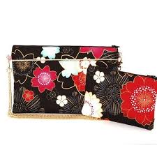 Acheter pochette ceremonie avec prix adorable dans le magasin de pochette ceremonie milanoo.com. Pochette Soiree Et Compagnon Sac Mariage Ceremonie Tissu Japonais Motif Floral Lisere Or Apres La Plage C Un Grand Marche