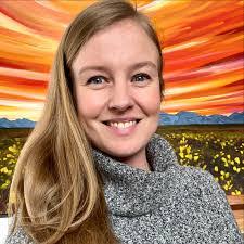 Carmen Frank's Instagram, Twitter & Facebook