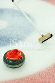 Wir haben im ausführlichen curling stein test uns die empfehlenswertesten produkte verglichen und die wichtigsten informationen aufgelistet. Curling Stein Und Besen Stockfotos Freeimages Com