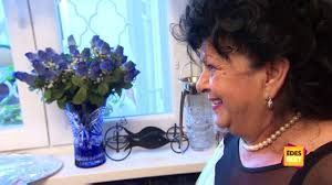 Megható sztori: Bangó Margit volt az első, aki a kezébe vette Tinát és kis  Tinát is amikor megszülettek... ❤ , Nézzétek meg, mit kapott Vivike és  testvére a születésnapjára: ...