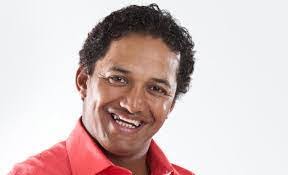 Cornelius Blom's Instagram, Twitter & Facebook