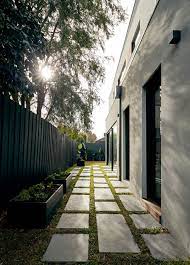Nate grant design ideas for a contemporary side yard wood fence landscaping in portland. 25 Ideas To Perk Up Your Side Yard