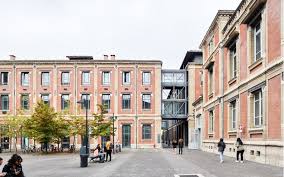 Sciences Po Toulouse Alumni - Visite guidée des nouveaux locaux de Sciences  Po Toulouse