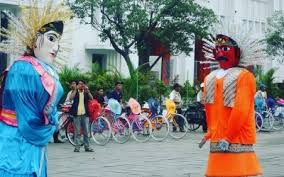 Kicir kicir ini lagunya lagu lama ya tuan dari jakarta saya menyanyi ya tuan memang sengaja untuk menghibur menghibur hati nan duka. Makna Lagu Kicir Kicir Dari Betawi Merahputih