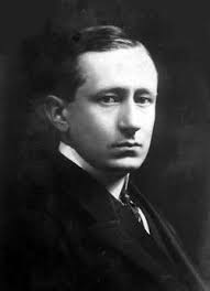 Guglielmo giovanni maria marconi, 1st marquis of marconi frsa was an italian inventor and electrical engineer, known for his pioneering work. Guglielmo Marconi 1874 1937 Find A Grave Memorial