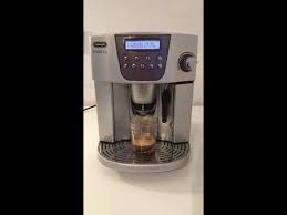 Kaffevollautomat delonghi perfecta cappuccino esam 5500. Delonghi Magnifica Esam 4400 Youtube
