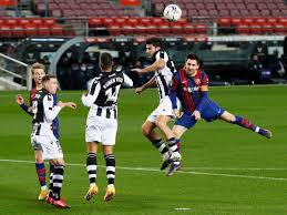 Share points at reale arena between real sociedad and fc barcelona in a match with four goals and occasions for the two teams #realsociedadbarça j17 laliga. B8zdluqkqr5ozm