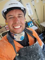 How to find a job in pipeline rehabilitation or truck driving in Australia?