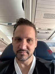 Gabriel Vangelatos (@riseupwithme316) • Instagram photos and videos