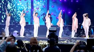 Wembley stadium connected by ee. Bts Are The First Korean Band To Headline Wembley Stadium Bbc News