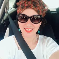 Edna Robles (@edenea10)