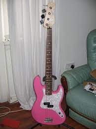 I have really grown to like this colour and haven't seen many other guitars in the same shade! Mark Hoppus Pink Bass Mark Hoppus Bass Fender Bass Bass Guitar
