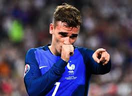 Petit inventaire non exhaustif et décalé des préparatifs à ce grand. Et A La Fin C Est La France Qui Gagne Euro 2016 Demies France Allemagne 2 0 7 Juillet 2016 Sofoot Com