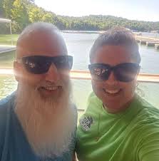 Is there anyone who can put free oil in my car?