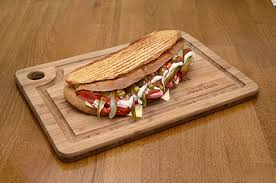 Süper kavurmalı kaşarlı ayvalık tostu. Ayvalik Tost