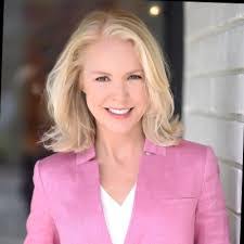 Emma Goolsby's Instagram, Twitter & Facebook