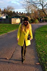 My neon yellow coat // Mon manteau jaune stabilo – Madame Daniel