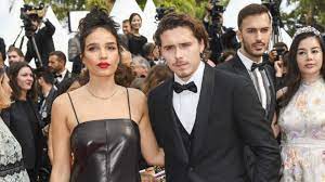 Mar 22, 2021 · brooklyn beckham and nicola peltz showing their love for one another. Schon Wieder Krach Bei Brooklyn Beckham Und Seiner Freundin Hana B Z Berlin