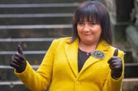 Podívejte se, jak ministryně schillerová nebyla schopná odpovědět v angličtině. Alena Schillerova Archivy Muzi V Cesku