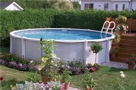 piscine hors sol 30 idees d amenagement et deco piscine hors sol amenagement piscine hors terre amenagement piscine hors sol