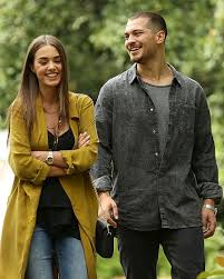 Kronik rahatsızlığı bulunan soral, crohn hastasıyım. 110 Bensu Soral Ideas Turkish Actors Cagatay Ulusoy Actors