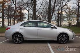 Toyota says the new corolla's shape is more athletic, and indeed its the only options are the power moonroof and the entune premium audio system with navigation and the. Car Shopping And Car Culture Web2carz Mobile