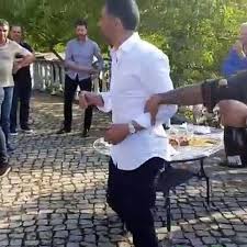 When employing his considerable inner strength, conceição uncovers his enormous power and abilities to direct difficult situations toward his own goals. Sergio Conceicao Leva Festival Do Amigo Fernando Rocha Video Dailymotion