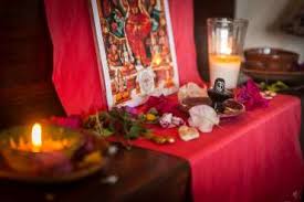 Tantra training programs are curated so that people interested in tantra, spirituality, conscious love, intimate relationship and sacred sexuality can meet, continue the tantric practice that they have. Tantra Teacher Training Course 200hr Aum Tantra Yoga