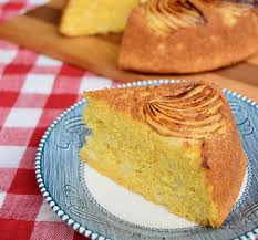 Made from yellow corn, geechie boy mill yellow cornmeal is finely ground in antique mills, locking in the best flavor. Vidalia Onion Cornbread With Caramelized Onion Fans Grits And Gouda