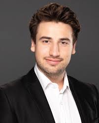 🎈We have a surprise musical treat...