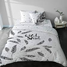 Housse de couette 1 personne petit garçon dans les tons bleus 136 x 196 cm occasion en très bon état vendu avec 1 taie d oreiller 50% co. Parure Housse De Couette Ado Graphique Turquoise Plume Wild Spirit Bleu Taille 240x220 Cm 140x200 Cm Duvet Cover Sets Duvet Covers Turquoise Duvet Cover