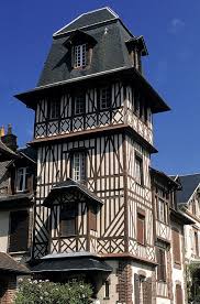 Houlgate Villa Ancienne Architecture Balneaire Architecture Medievale Le Manoir