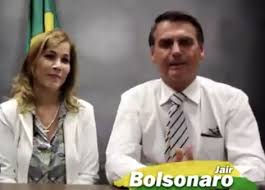 A médica mayra pinheiro, secretária do ministério da saúde, presta depoimento à cpi da mayra foi apontada por outros depoentes na cpi como mentora do aplicativo tratecov e por distribuir. Medicos Pela Democracia Dra Mayra A Emenda Saiu Pior Que O Soneto Vermelho