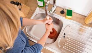 Conseils Et Astuces Pour Deboucher Votre Evier Tres Facilement