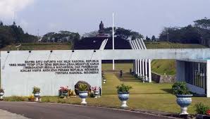 Tidak banyak yang tau bahwa pacitan adalah paket lengkap untuk melakukan kunjungan wisata. Biaya Seikhlasnya Untuk Mengenang Sejarah Bangsa