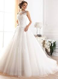 259 31 paar ehe interracial. 284 94 Ball Gown Scoop Neck Court Train Tulle Wedding Dress With Appliques Lace 0025094091 Hochzeit Kleidung Ballkleid Hochzeit Hochzeitskleid