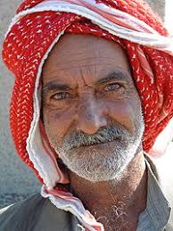 Through it pass the main. Keffiyeh Wikipedia A Enciclopedia Livre