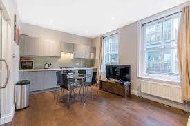 When you consider the average londoner's salary in 2021 is £37,000 (before tax), it's no surprise that so many city dwellers end up flat sharing! Modern 1 Bedroom Apartment In The Heart Of Soho Updated 2021 Tripadvisor London Vacation Rental