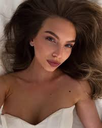 Julia Andreeva (@julia.andreevaa) • Instagram photos and videos