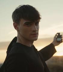 Seduction Art with Tom Ford Beauty Products