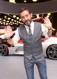 He is best known for hosting the popular french tv show touche pas à mon poste !. Cyril Hanouna Depose Plainte Contre Le President Du Refuge Edition Digitale De Verviers