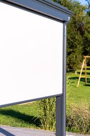 Allen gemeinsam ist eine filigrane, aber senkrechtmarkisen eignen sich für senkrechte oder leicht schräge fassadenflächen, wie sie bei. Markisen Beschattungssysteme Svoboda Metalltechnik