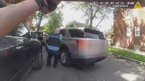 Two chicago police officers were shot, and the suspected gunman was also wounded. 5s0htsgqtg Xhm