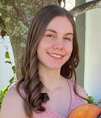 Victoria Shanklin's Instagram, Twitter & Facebook