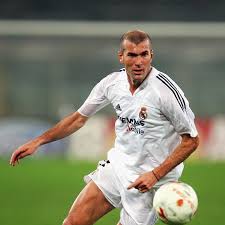 Sırada tamamlarken, uefa şampiyonlar ligi'ne ise yarı. Zinedine Zidane At Real Madrid Fifa Com