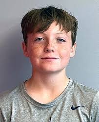 Evelyn Bench's Instagram, Twitter & Facebook