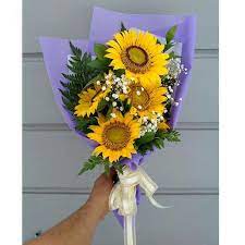 Foreverflower is an outerbloom exclusive collection of 100% real roses that last up to 3+ years. Bunga Hand Buket Bucket Bouquet Hbmt 0501 Toko Bunga Bandung Monalisa Florist Dekorasi Toko Bunga Di Bandung Toko Bunga Murah Bandung Florist Bandung Florist Di Bandung Florist Murah Bandung