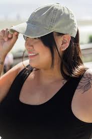 What wide brim hats are recommended for shooting?